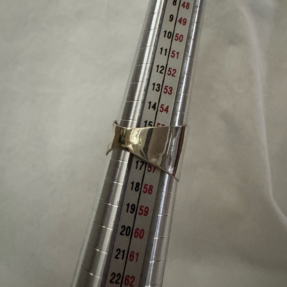 Vintage Wide Band Pearl Statement Ring - Picture 5 of 6